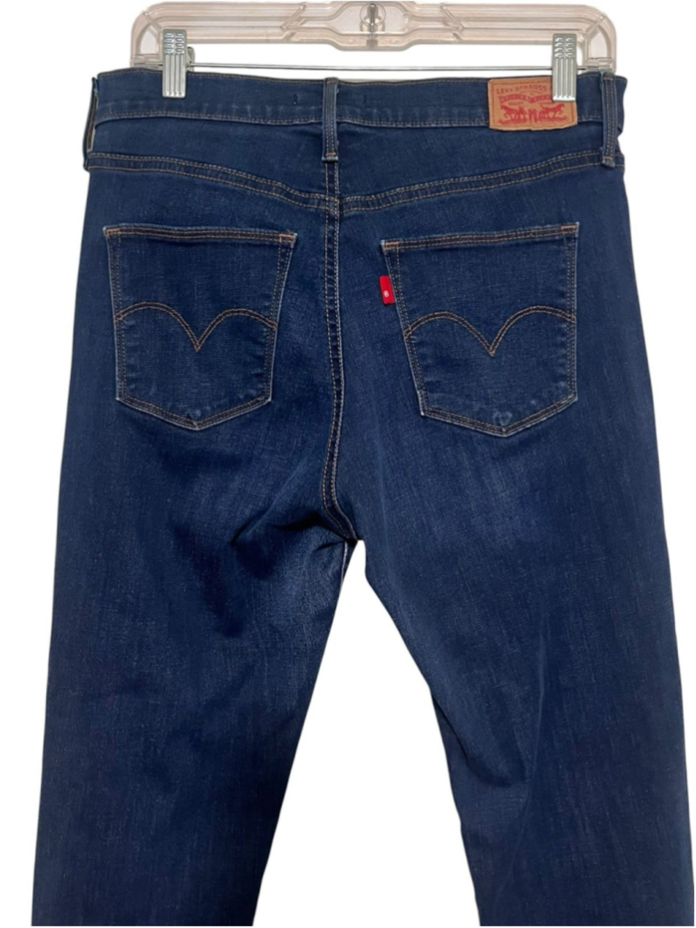 Levi's Slimming Skinny Jeans Women's Size 31 Mid Rise Dark Wash